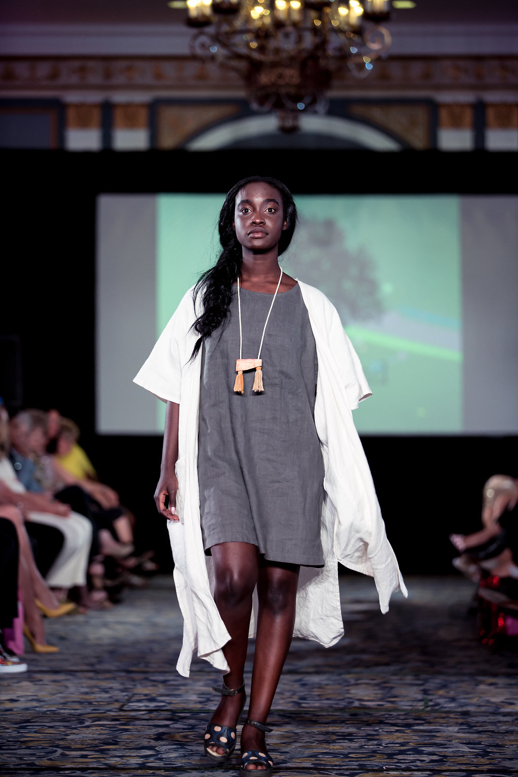 2017SFDFRUNWAY(NRomanoff)-213.jpg