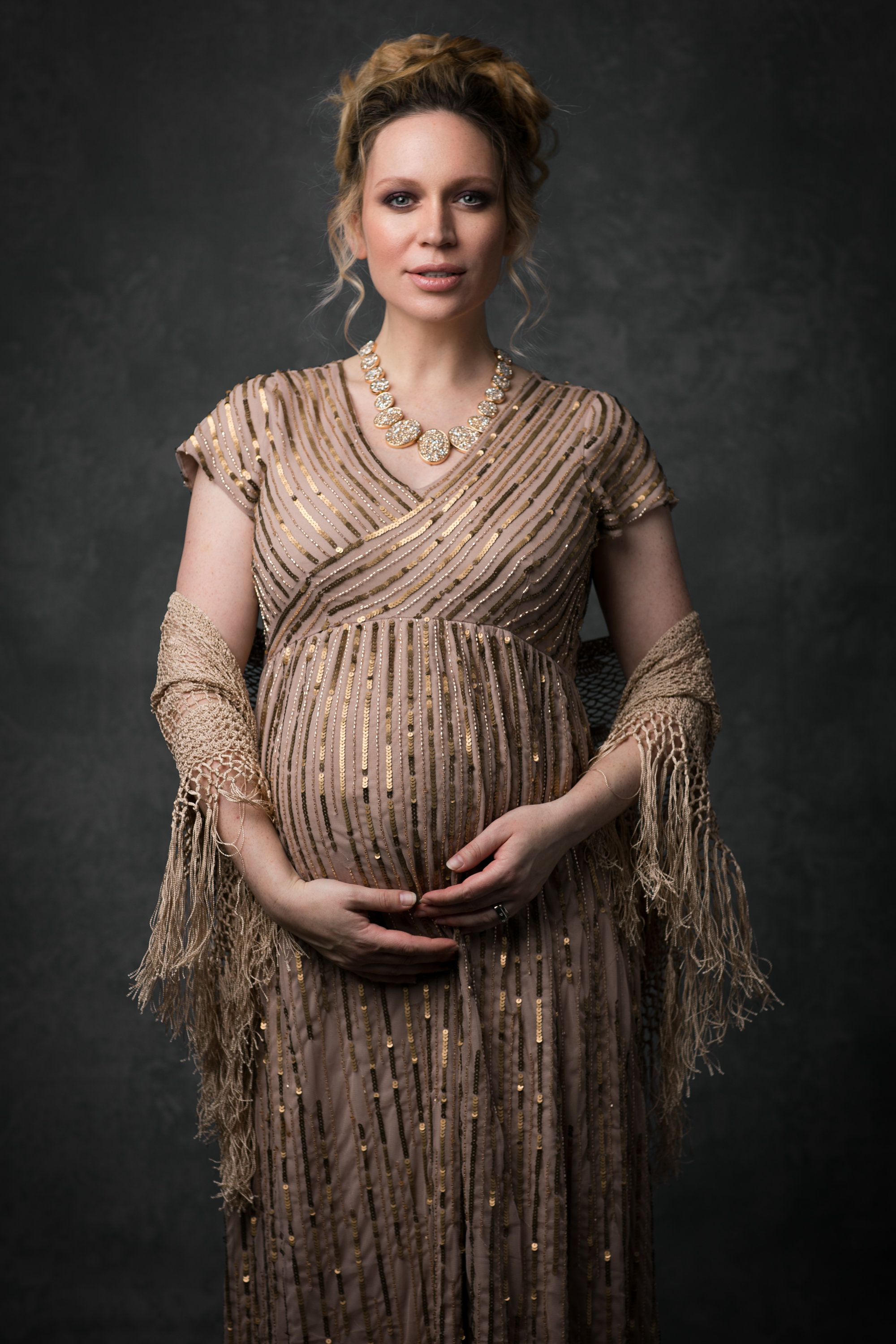 nicole romanoff maternity photography tips.jpg