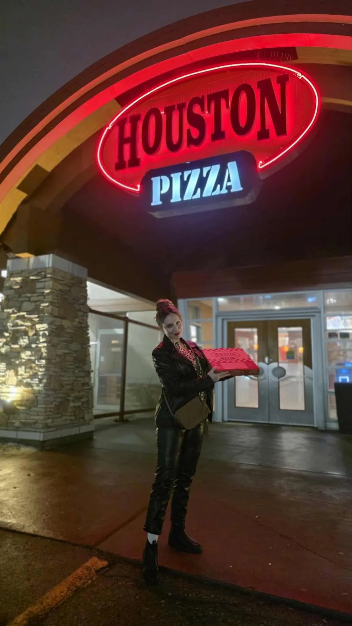 houston pizza regina review 1.jpg
