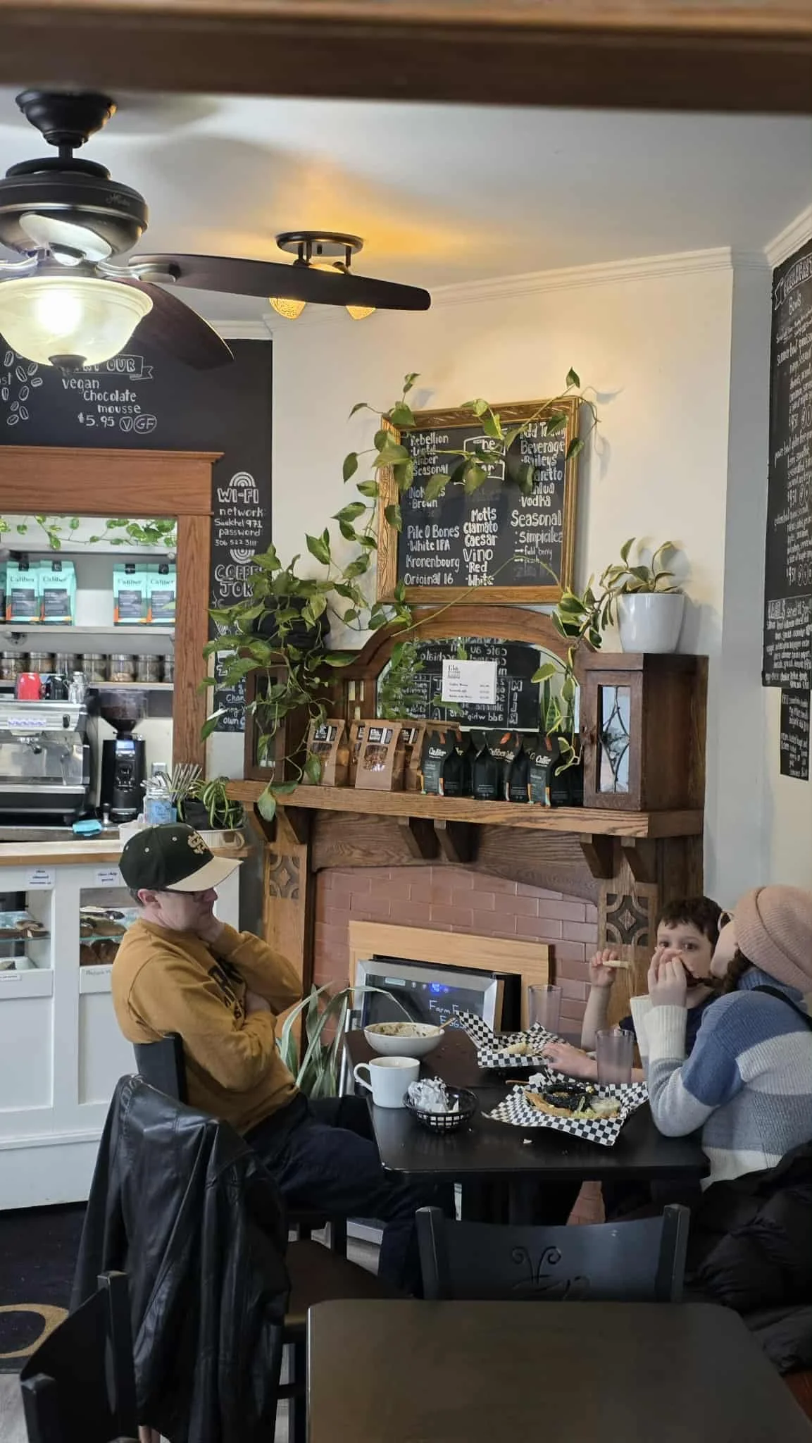 Regina restaurants 13th ave coffee 4.jpg