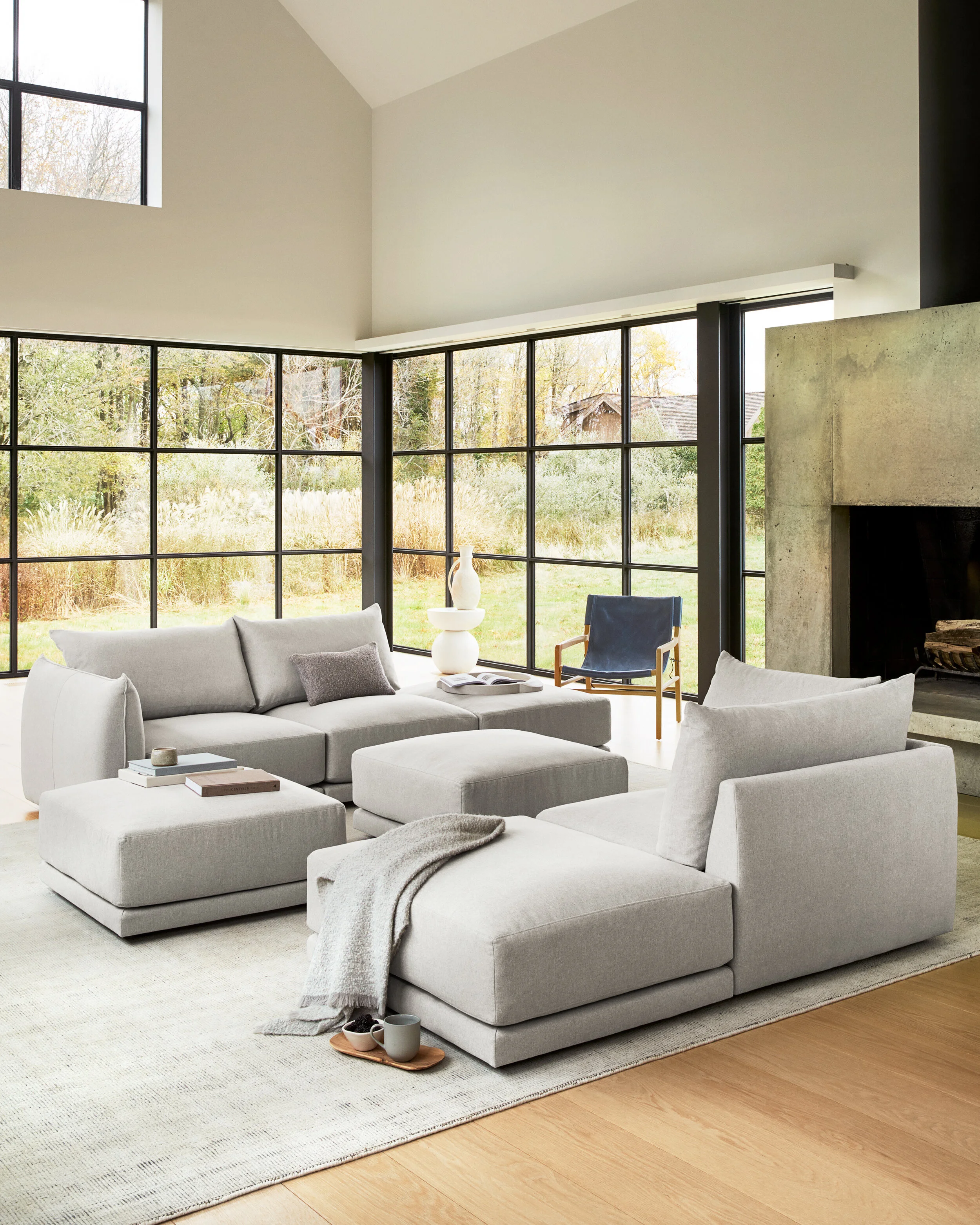 4x5_Jones-Sectional-Lifestyle.jpg