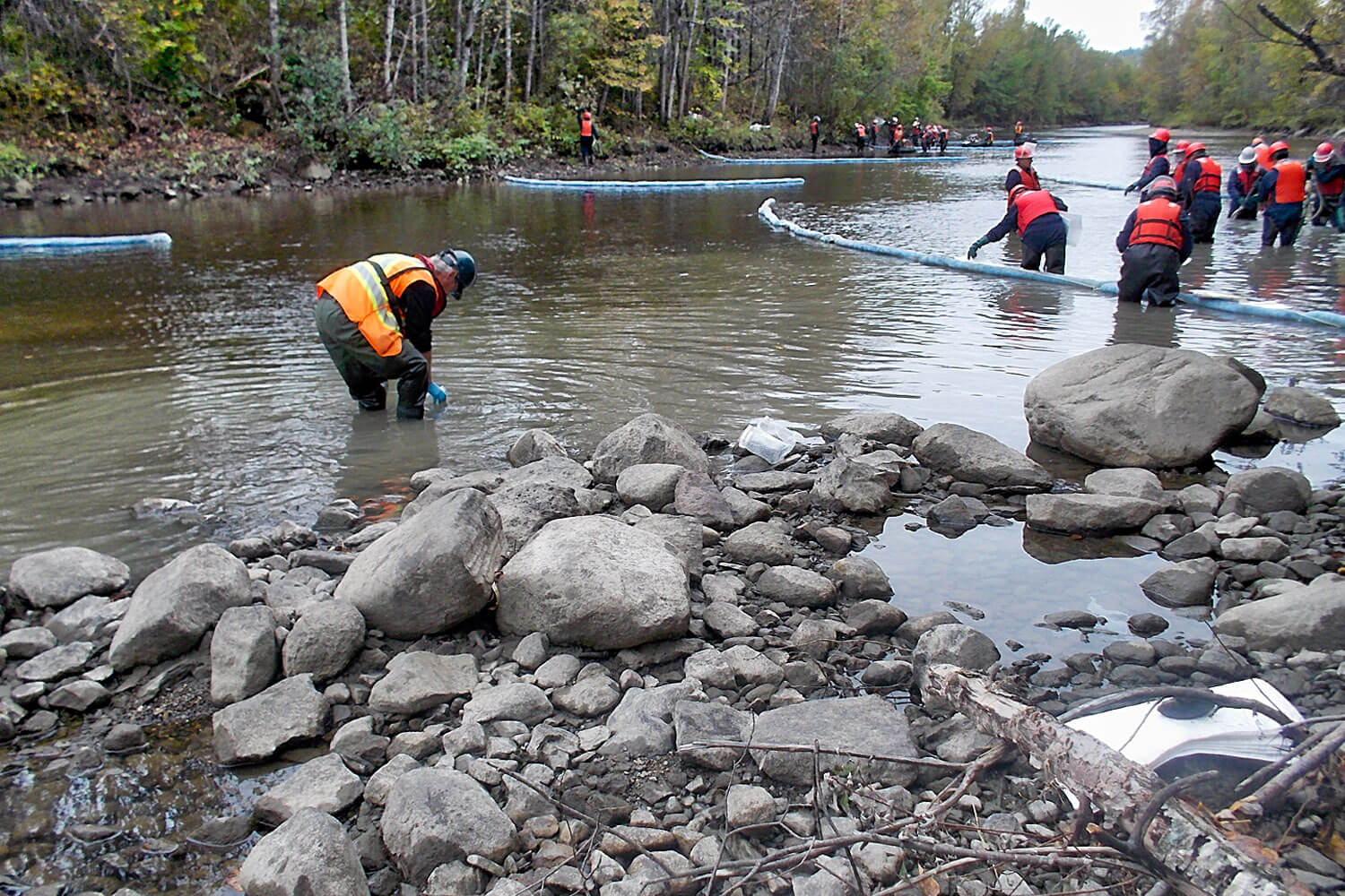 Caractérisation environnementale de la rivière Chaudière suite au déraillement d’un convoi pétrolier survenu le 6 juillet 2013 à Lac-Mégantic