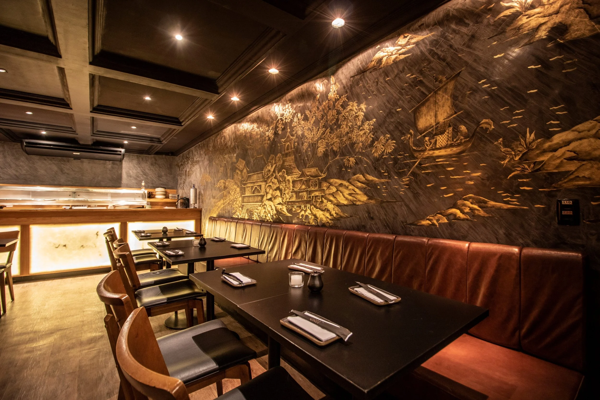 Salão com Sushi bar - foto Gihad Arabi_.jpg