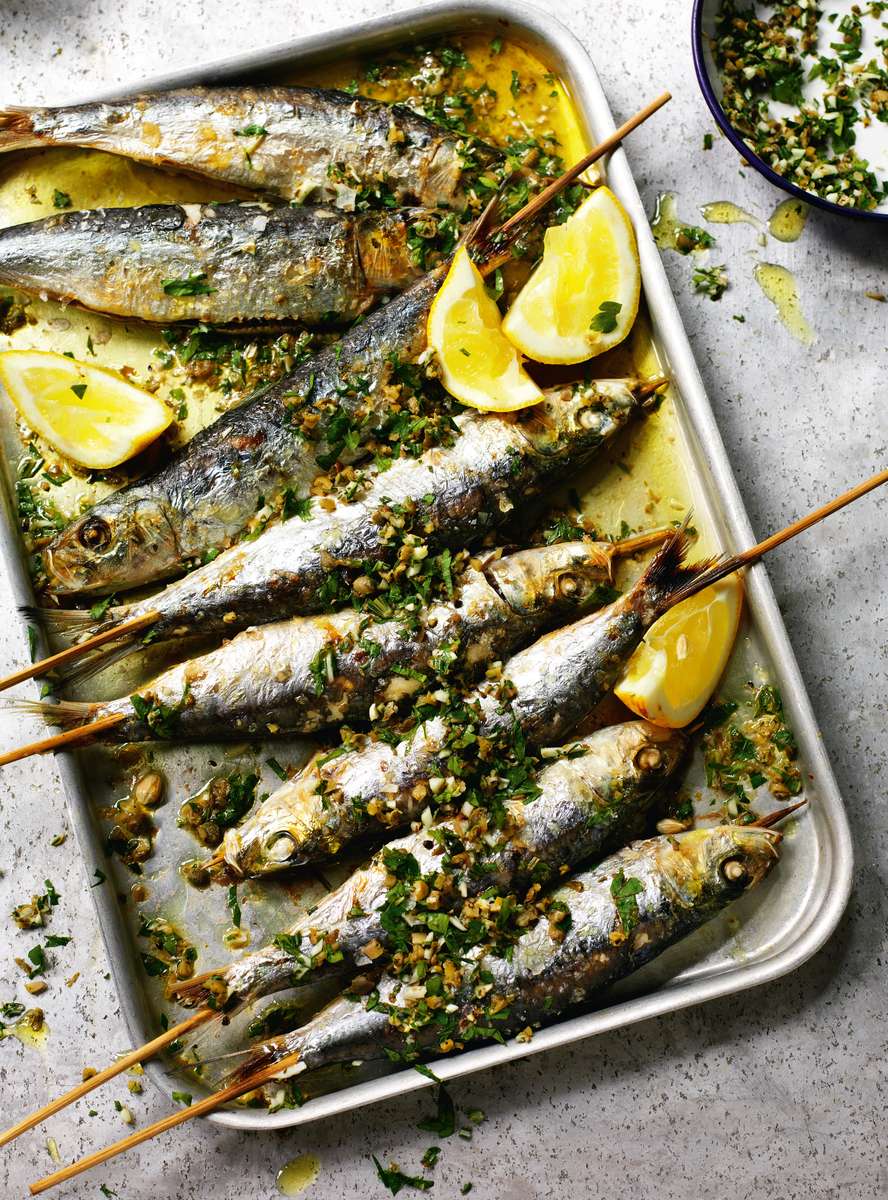 grilled-sardines-with-coarsely-chopped-green-herbs_s0x1200_q60_noupscale.jpg