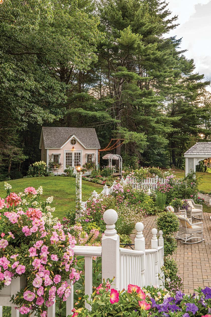 Coastal Maine Boothbay Southport Groundskeeping Gardening and Landscaping