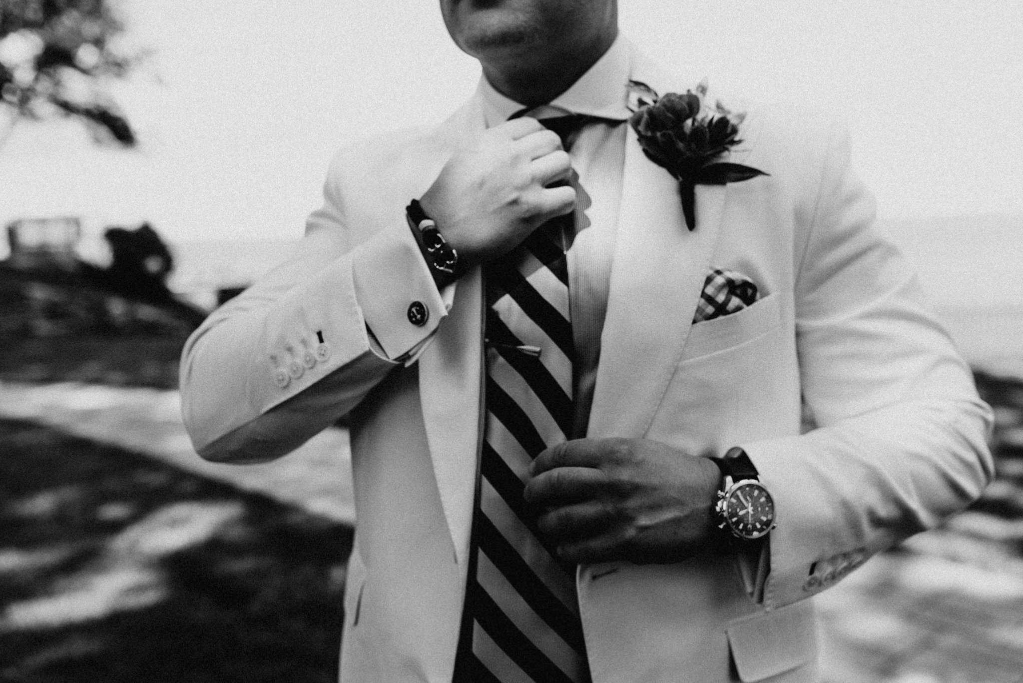 Acadia National Park elopement photographed by a Maine elopement photographer with expertise in coastal weddings, national park permits, and intimate ceremonies
Downeast Maine elopement photography capturing a couple getting married along the rocky c