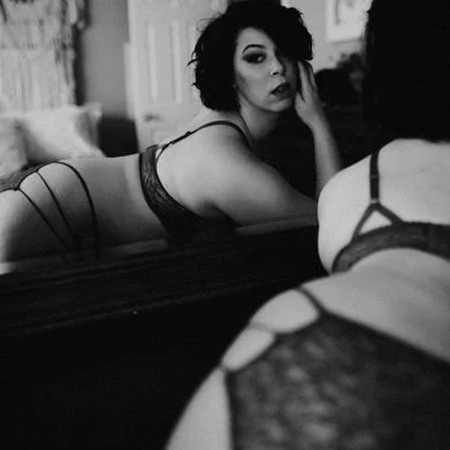Luxury Boudoir Photographer in Maine &amp; Boston | Beaux &amp; Arrows Studio | Rebecca Pinkham-Stevenson
