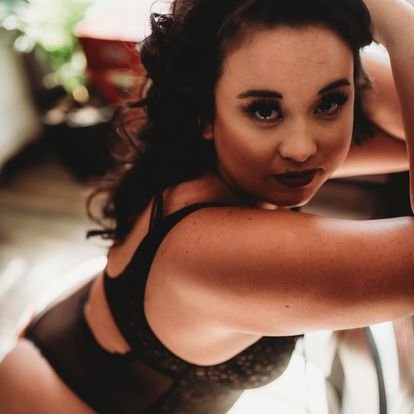 Luxury Boudoir Photographer in Maine &amp; Boston | Beaux &amp; Arrows Studio | Rebecca Pinkham-Stevenson