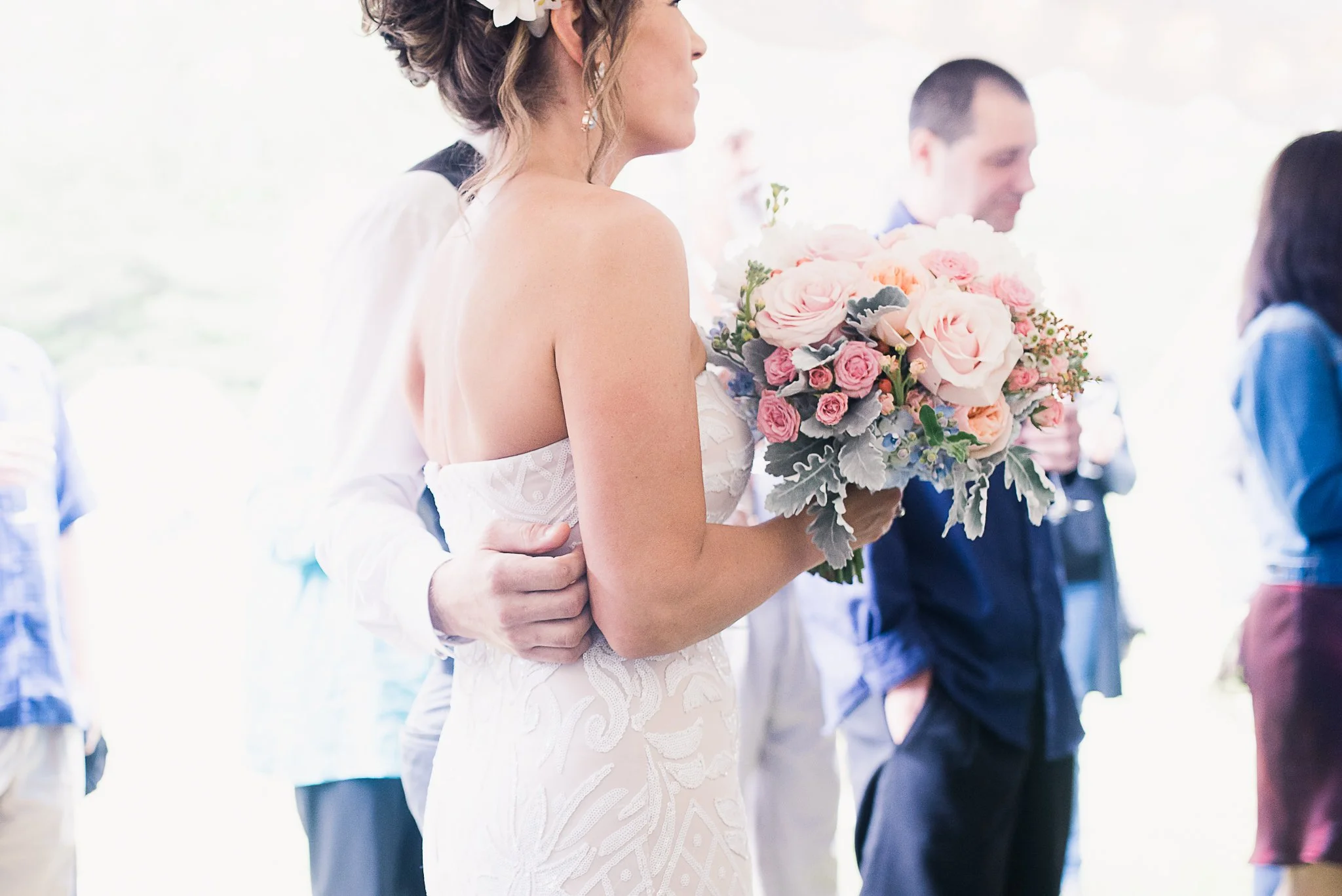 The Ultimate Wedding and Timeline: An Effortless &amp; Iconic Guide to an Unforgettable Wedding Experience