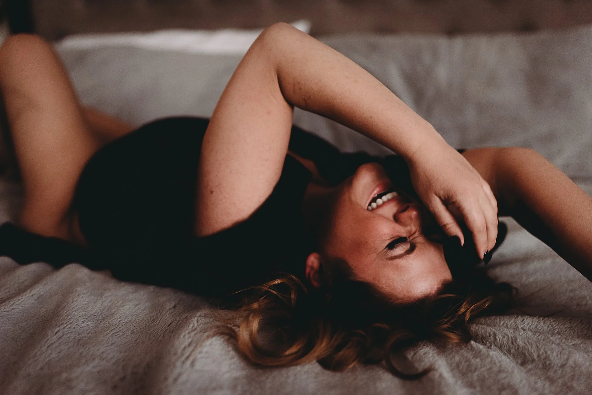 Elevate Your Confidence: The Intimate Art of Boudoir Photography with Beaux &amp; Arrows