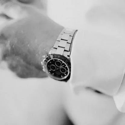 Acadia National Park elopement photographed by a Maine elopement photographer with expertise in coastal weddings, national park permits, and intimate ceremonies
Downeast Maine elopement photography capturing a couple getting married along the rocky c