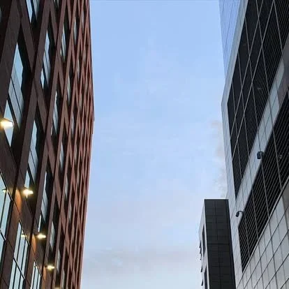 Acadia National Park elopement photographed by a Maine elopement photographer with expertise in coastal weddings, national park permits, and intimate ceremonies
Downeast Maine elopement photography capturing a couple getting married along the rocky c