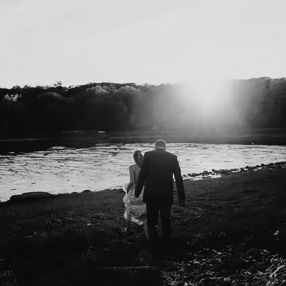 Acadia National Park elopement photographed by a Maine elopement photographer with expertise in coastal weddings, national park permits, and intimate ceremonies
Downeast Maine elopement photography capturing a couple getting married along the rocky c