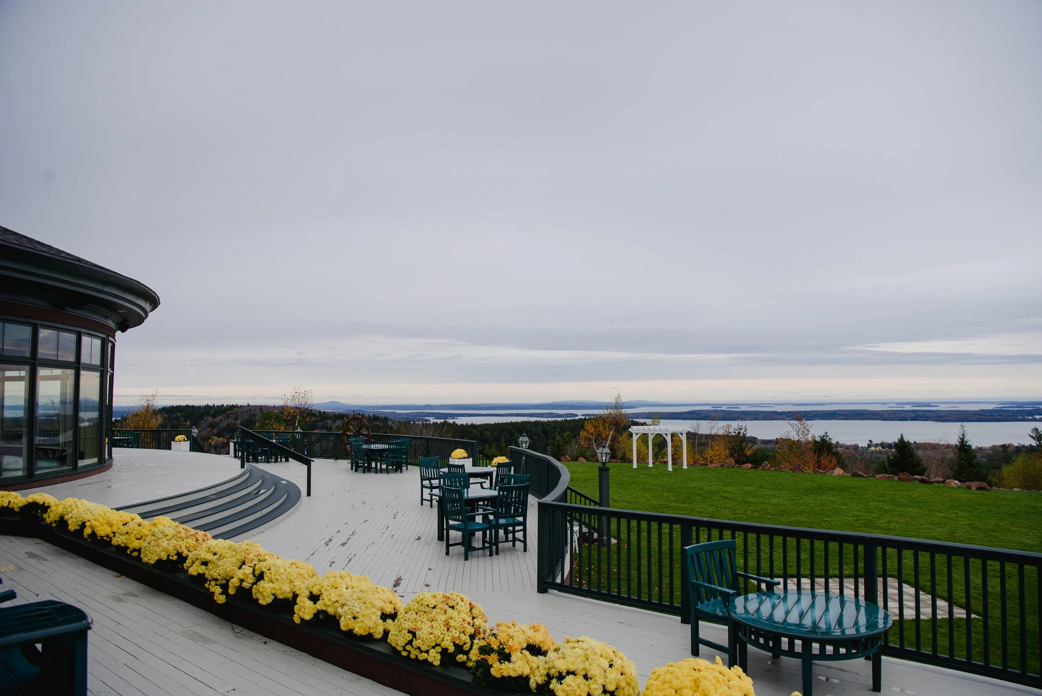 Acadia National Park elopement photographed by a Maine elopement photographer with expertise in coastal weddings, national park permits, and intimate ceremonies
Downeast Maine elopement photography capturing a couple getting married along the rocky c