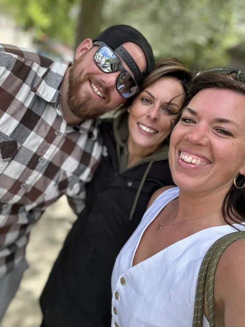 Acadia National Park elopement photographed by a Maine elopement photographer with expertise in coastal weddings, national park permits, and intimate ceremonies
Downeast Maine elopement photography capturing a couple getting married along the rocky c