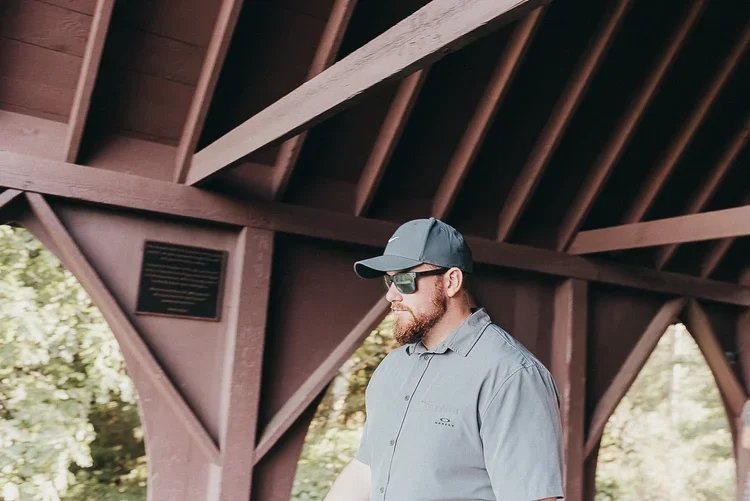 Acadia National Park elopement photographed by a Maine elopement photographer with expertise in coastal weddings, national park permits, and intimate ceremonies
Downeast Maine elopement photography capturing a couple getting married along the rocky c