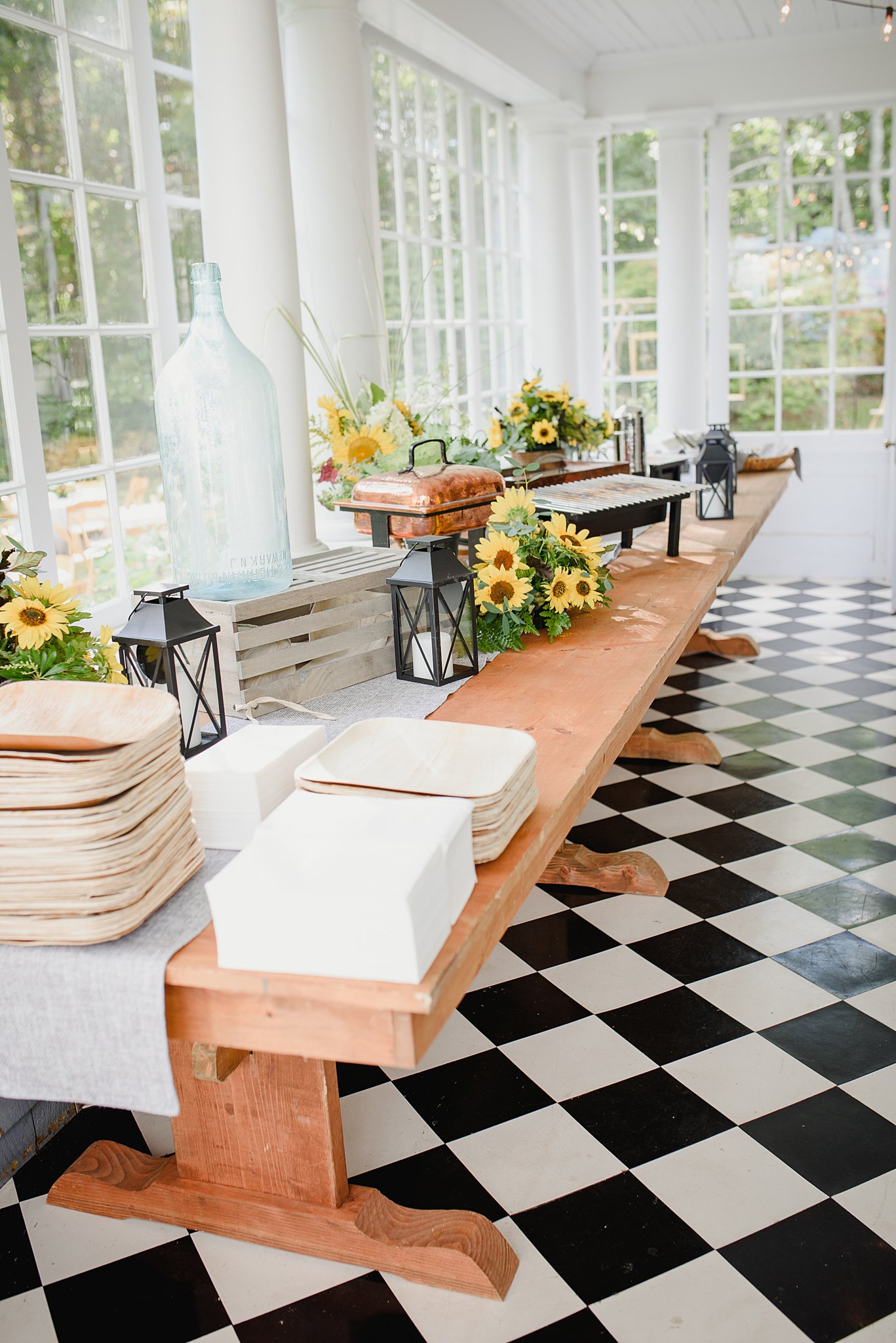 Acadia National Park elopement photographed by a Maine elopement photographer with expertise in coastal weddings, national park permits, and intimate ceremonies
Downeast Maine elopement photography capturing a couple getting married along the rocky c