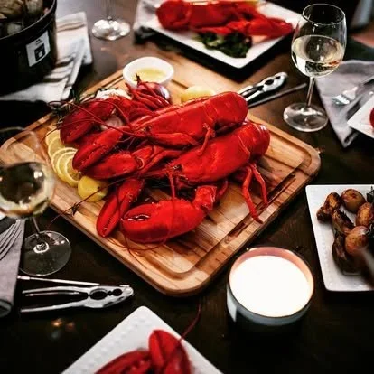 Acadia National Park elopement photographed by a Maine elopement photographer with expertise in coastal weddings, national park permits, and intimate ceremonies
Downeast Maine elopement photography capturing a couple getting married along the rocky c