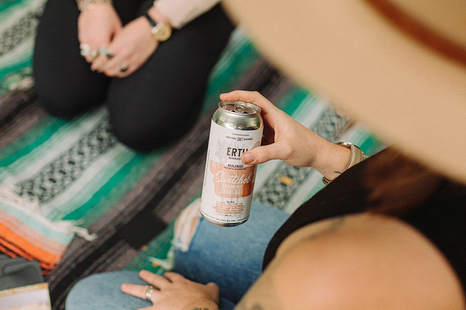 Honey sweetened Sparkling Switchels and botanical craft sodas