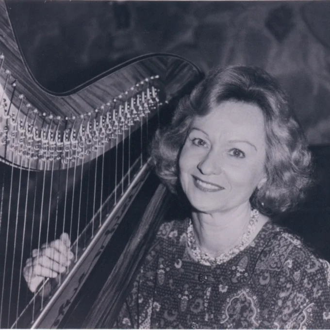 SUSANN mCdONALD