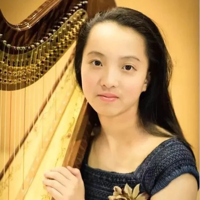 Zou%2C+Hanjiao+-+PHoto+1.jpg