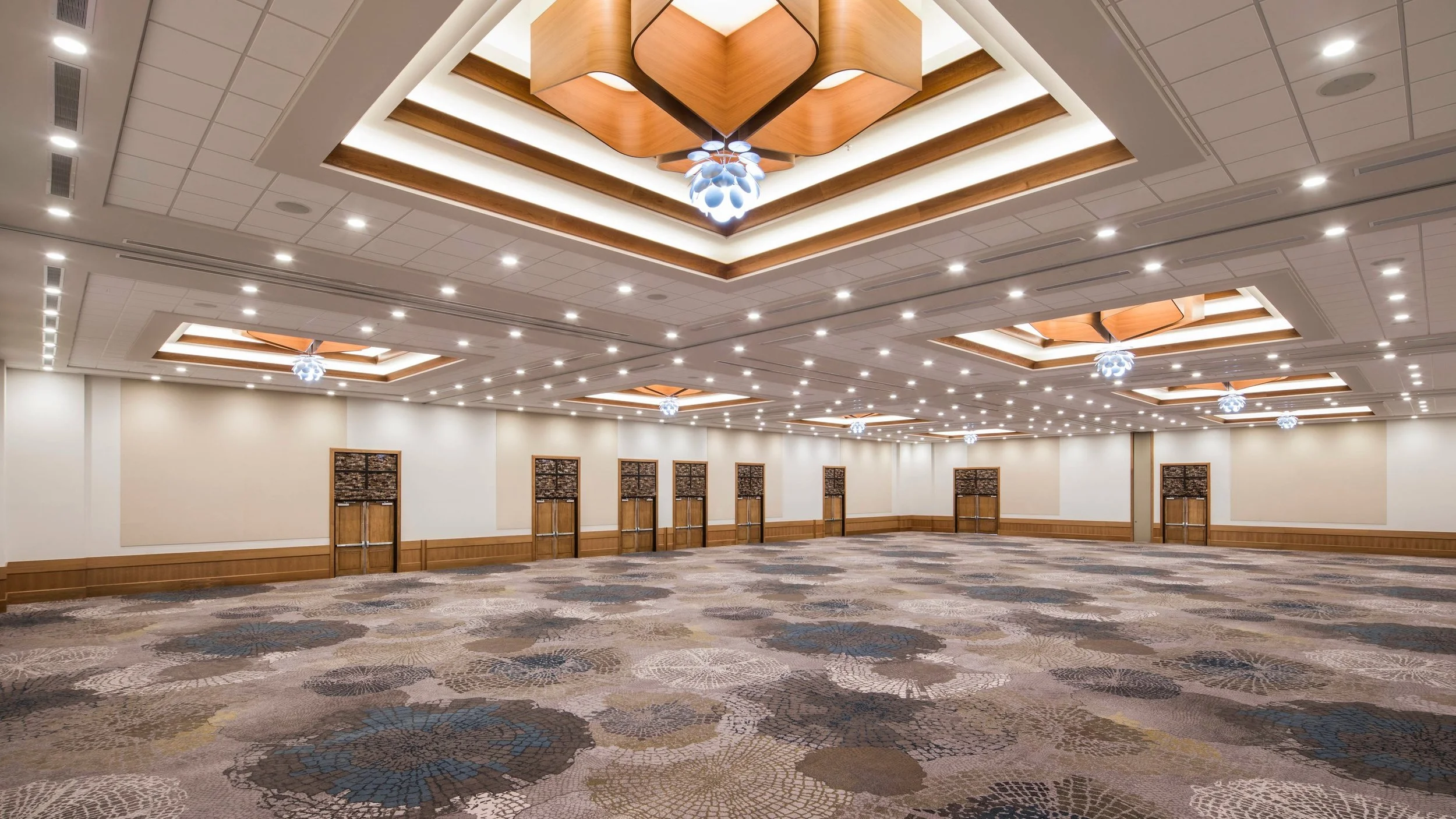 rswwi-ballroom-1583-hor-wide.jpg