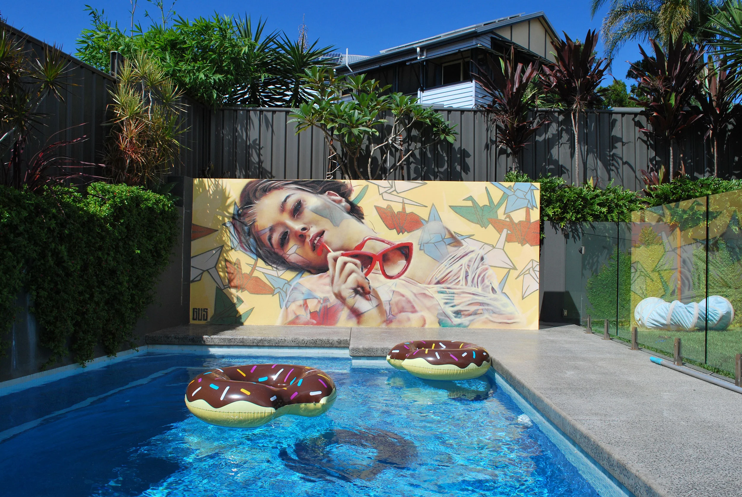 Floating 2015