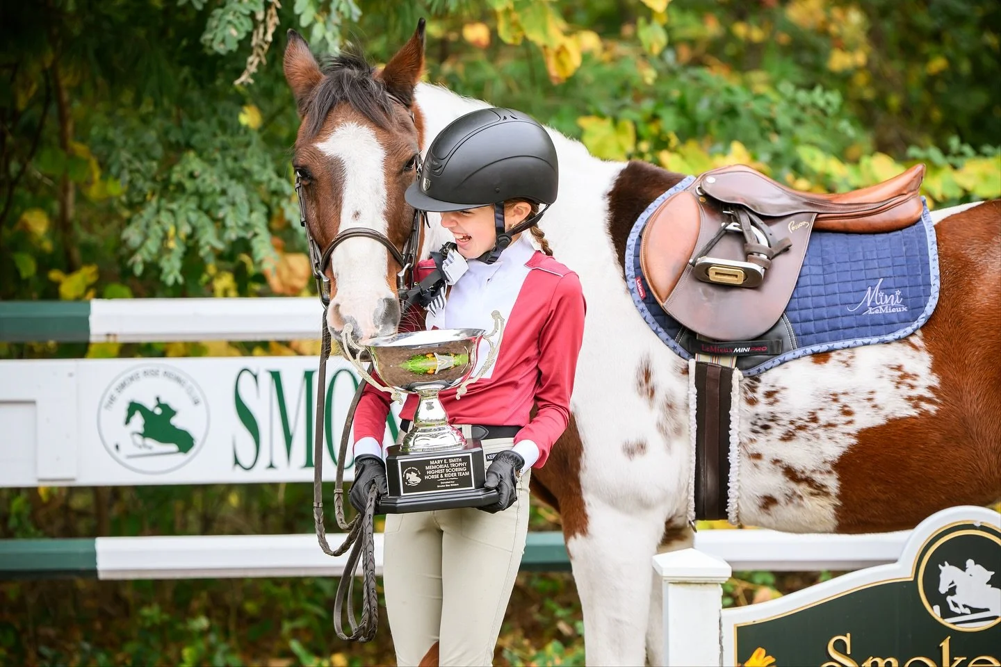 Attention SRRC Horse Show Attendees 📣 

Smoke Rise Riding Club photos will be available until December 15th. Direct link to the gallery is in my Linktree in bio. 

Prints must be ordered before December 5th to guarantee delivery before the holidays.