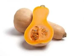 Soupe cari, courge et graines de citrouilles