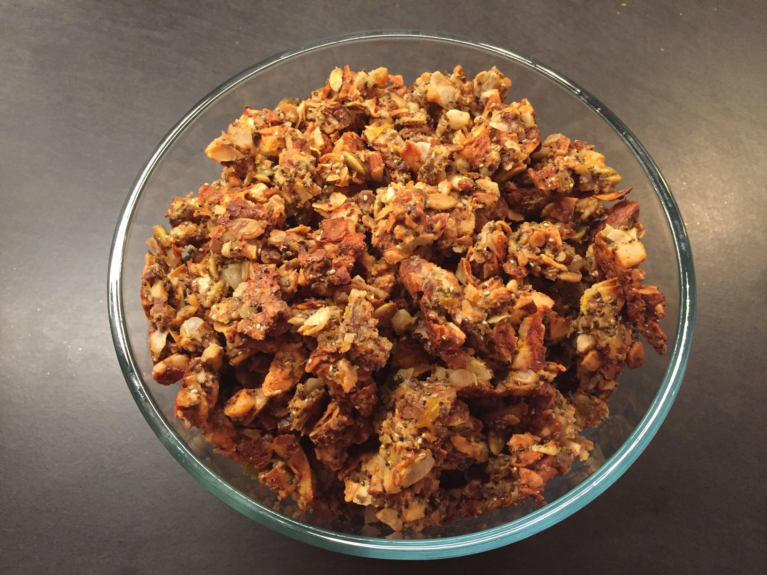 Granola faible en glucides, paléo, et même keto !!!