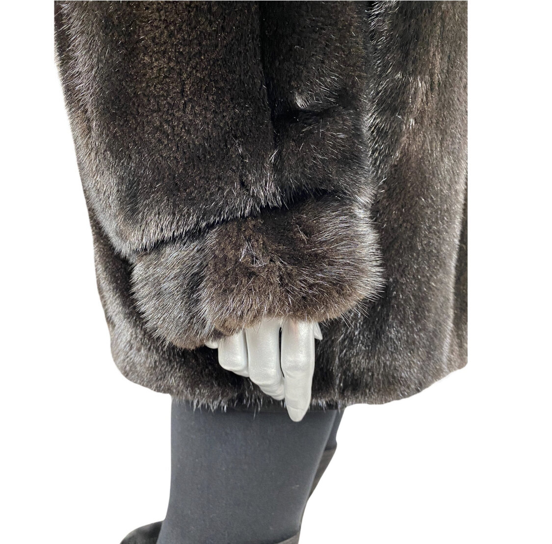 75618333-7CFD-41EC-851C-F141821AE7DF