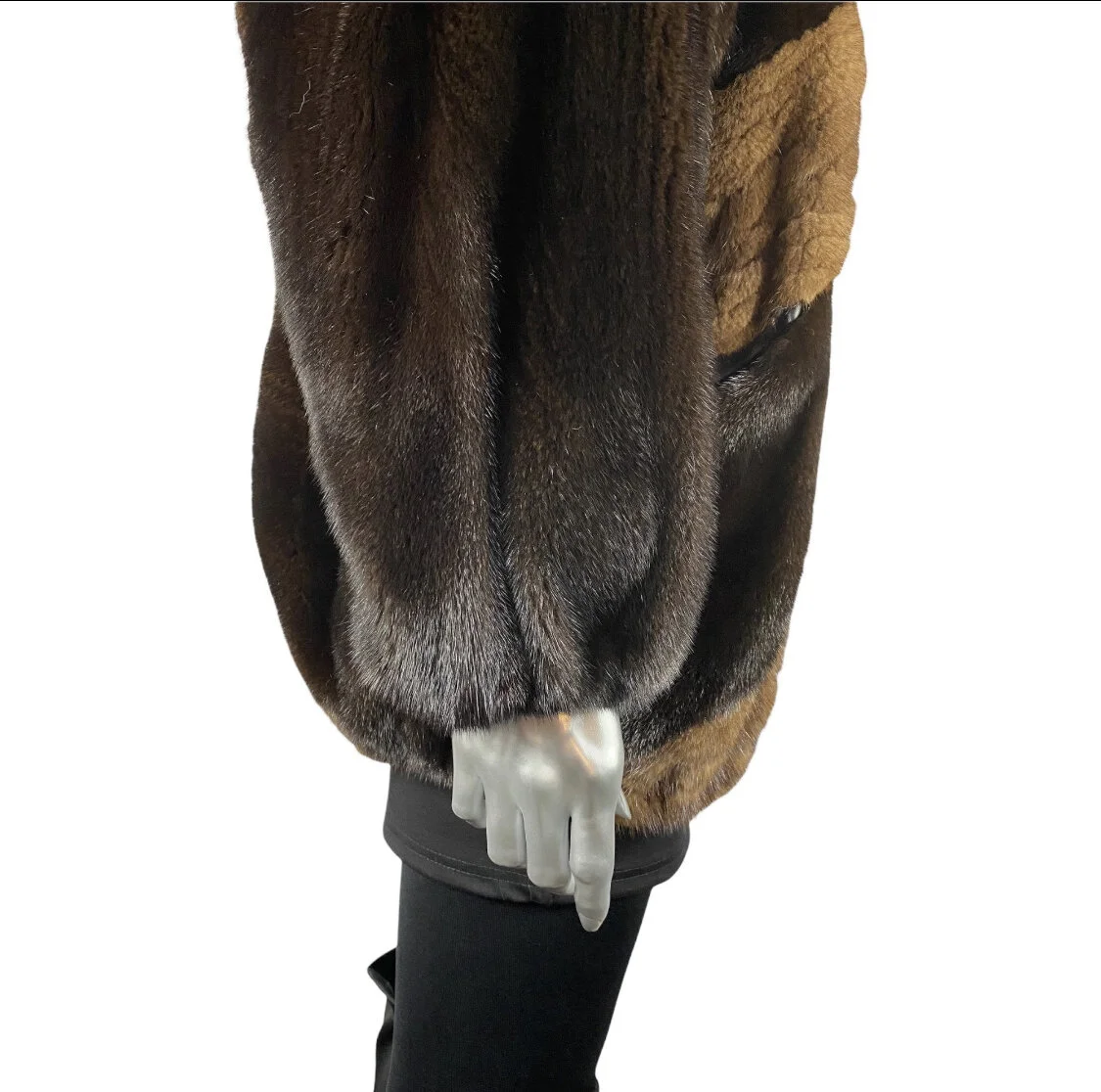 087B5A59-3F63-4B2B-957E-777841C5A628