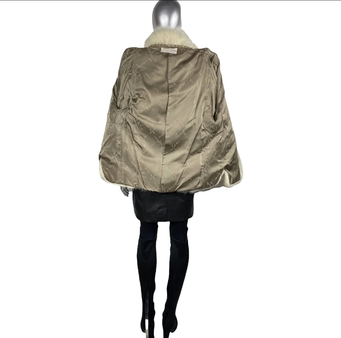 BB22357D-FB93-4F51-AD99-03D6BBAA1D1E