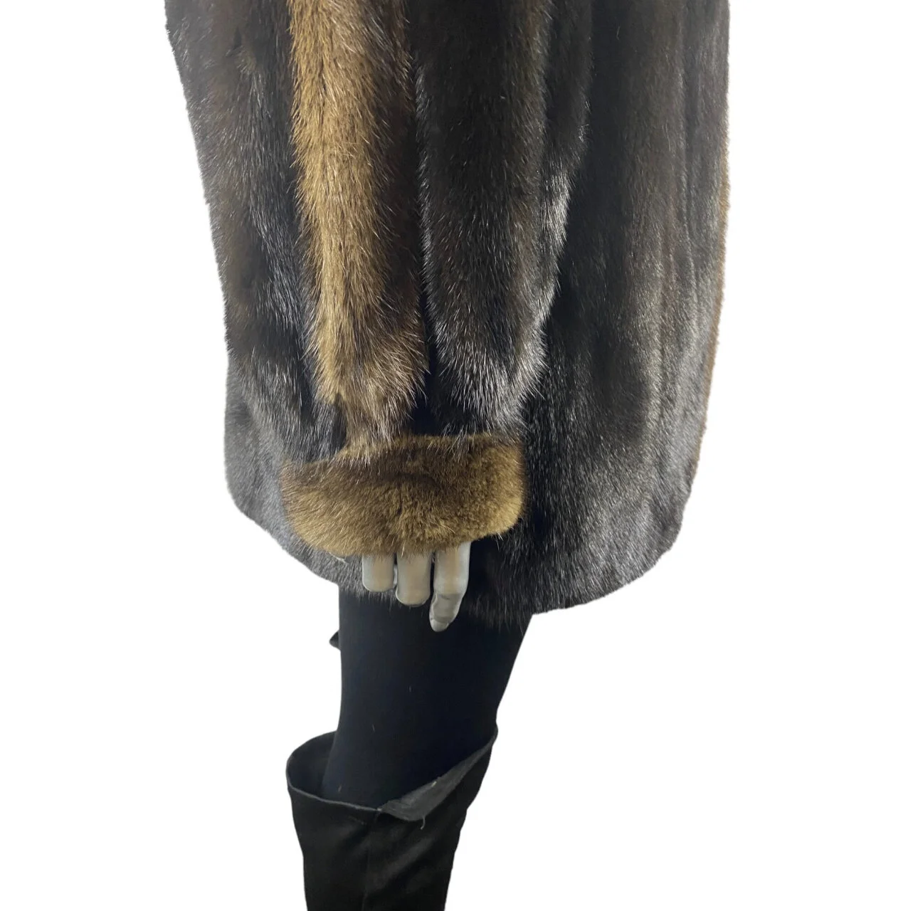 9FBA4979-0022-4540-98FE-85BEF66035E1