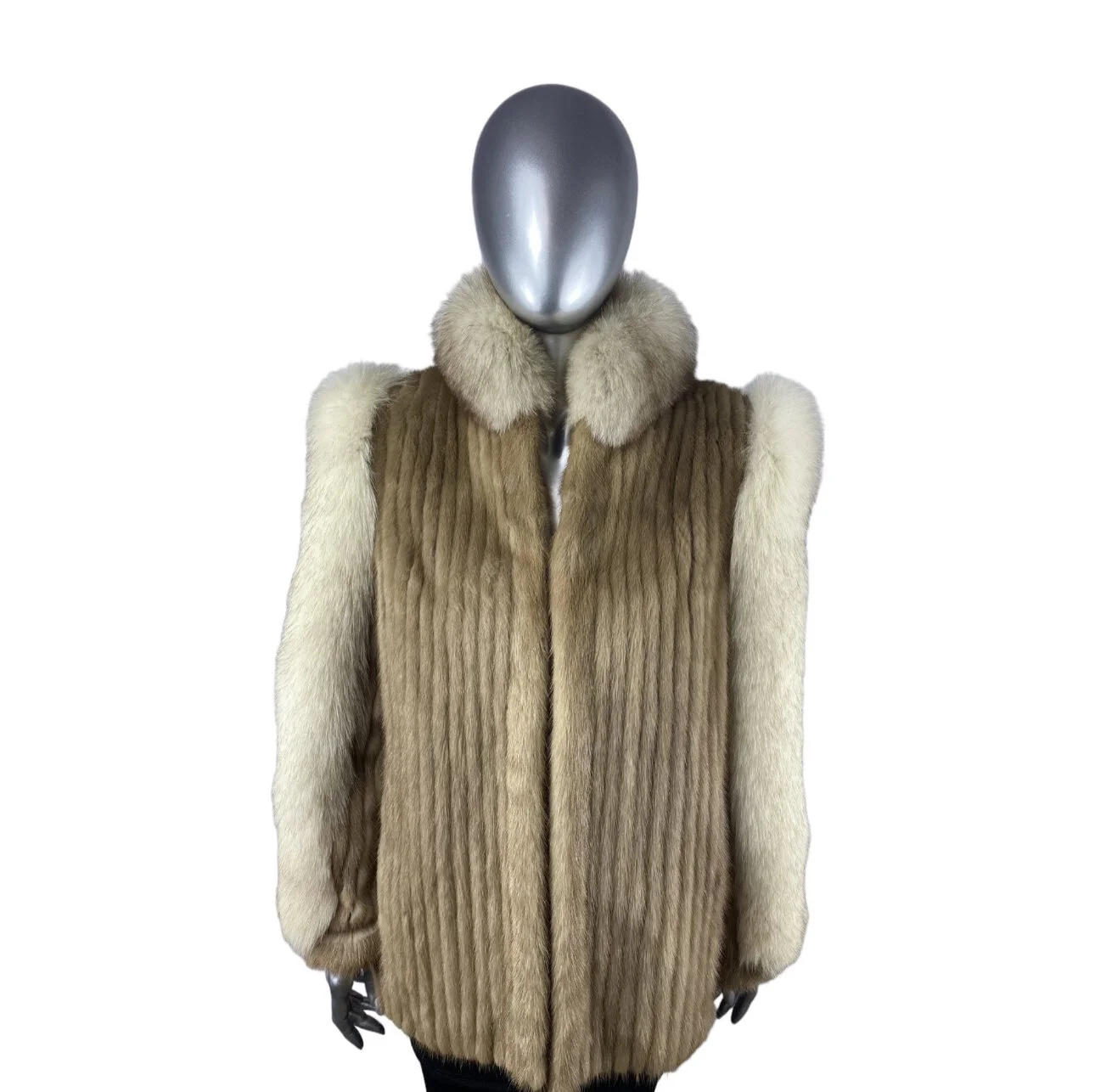 D0D8CDEA-0F77-4C7D-A9AE-77B07D8A3317