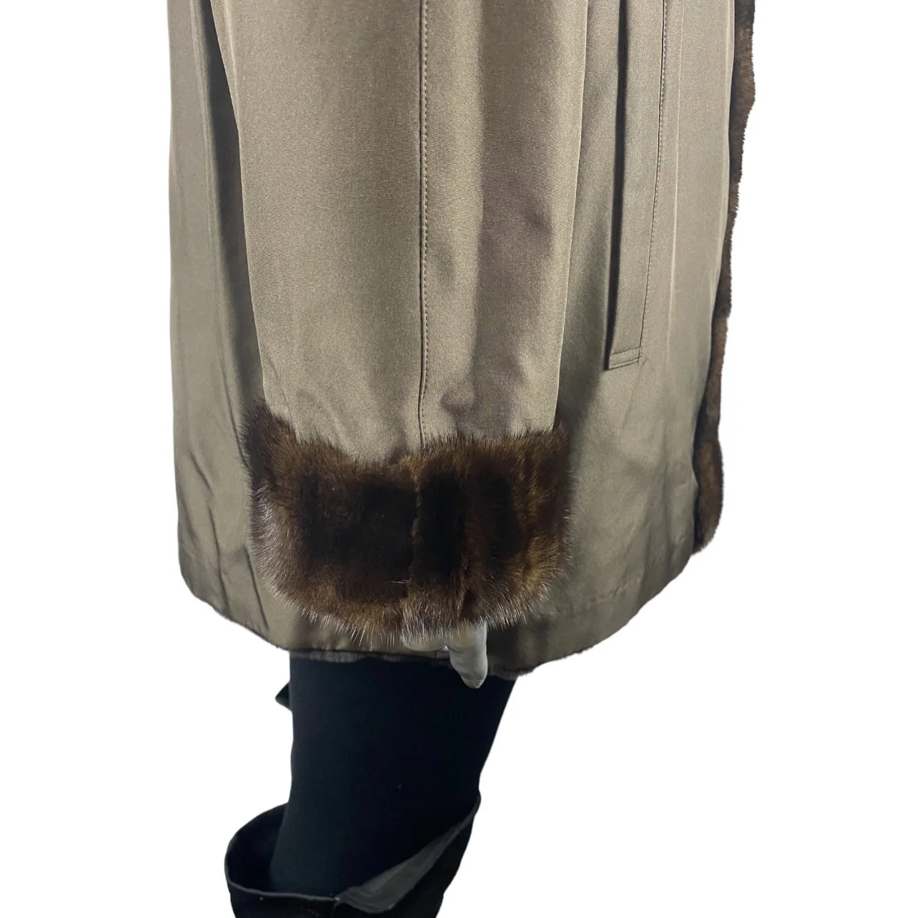 FAC3A44D-E9FC-44CC-800B-22D3D5335C47