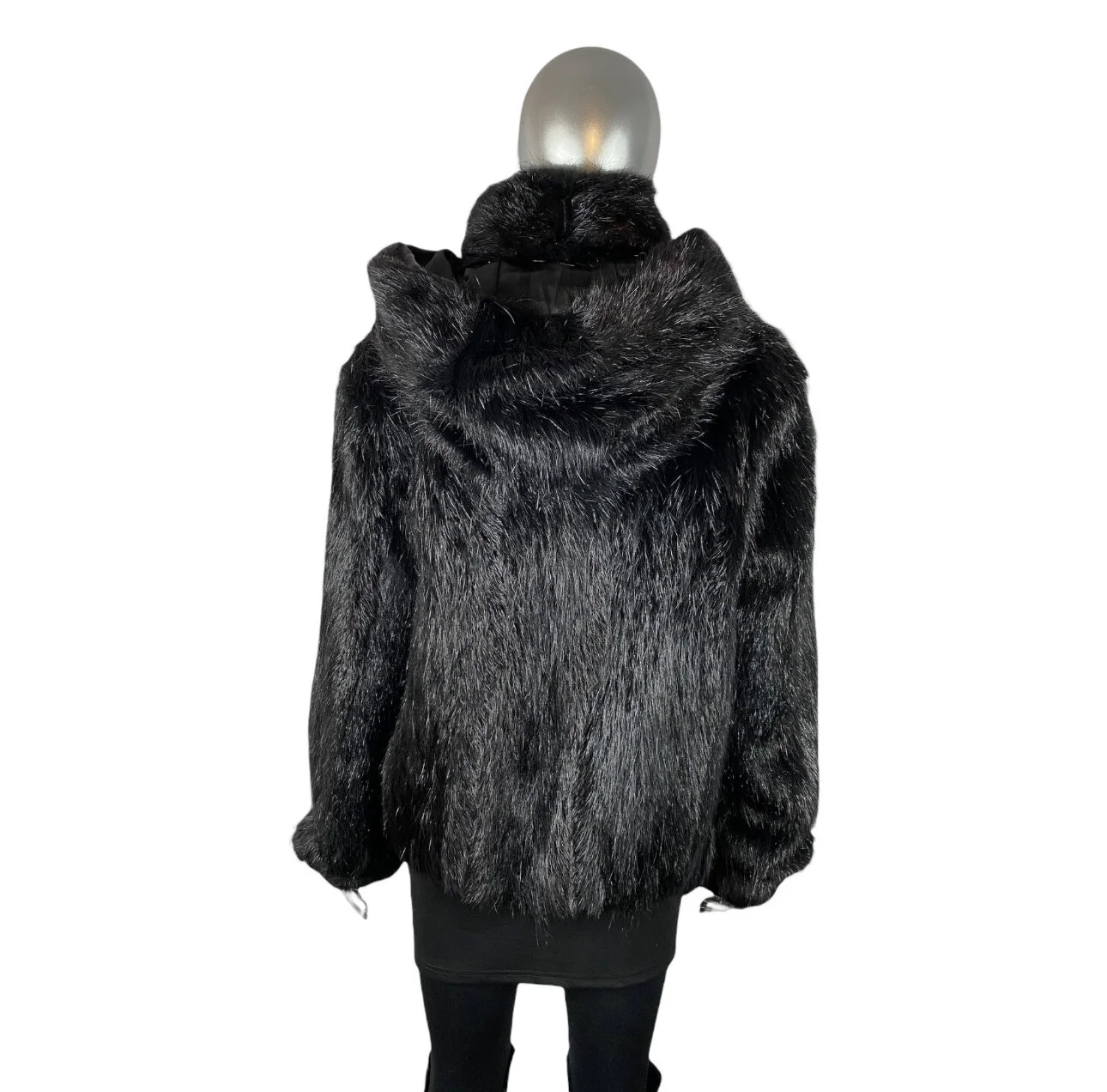 E734BA57-1DF5-4512-BAE7-EC295390C2F8