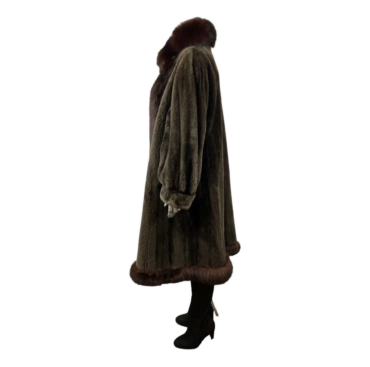 15A4B4FE-A267-4471-BD9C-DC6344F204B0