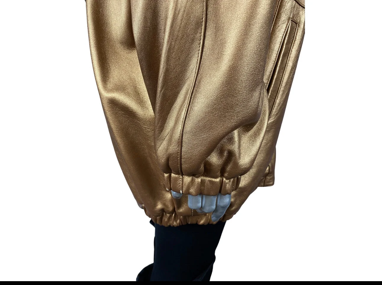 CFDF12D1-7D57-4609-AEE7-4E0AC5160E9B