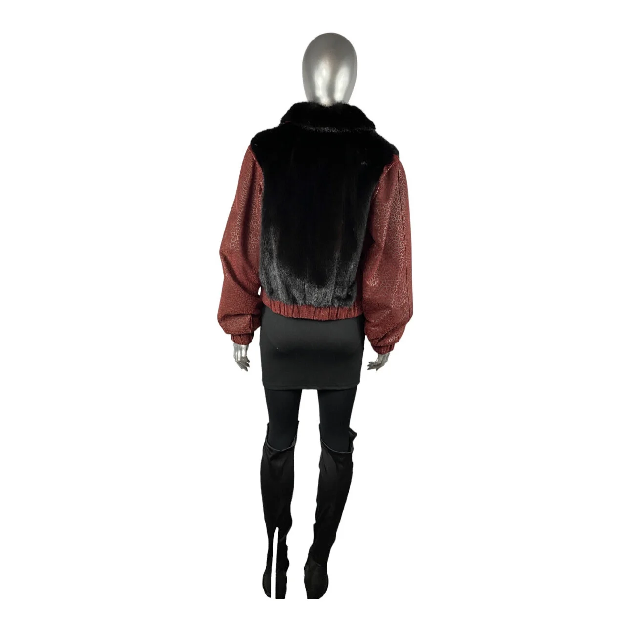 88E70B69-CDB4-4C9A-9353-05D177410A6B