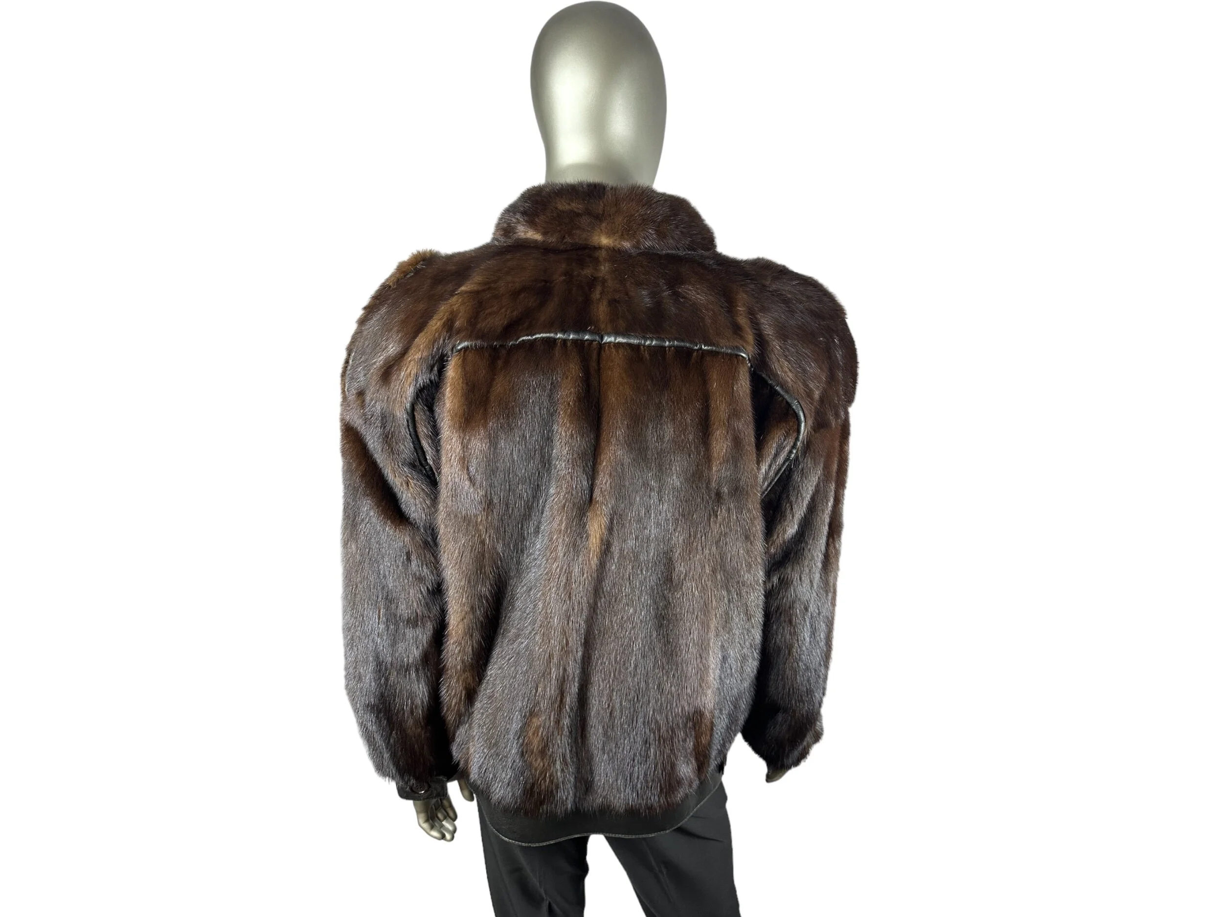 E8AB8D09-65B0-47DA-B2EE-ED52FBD55540