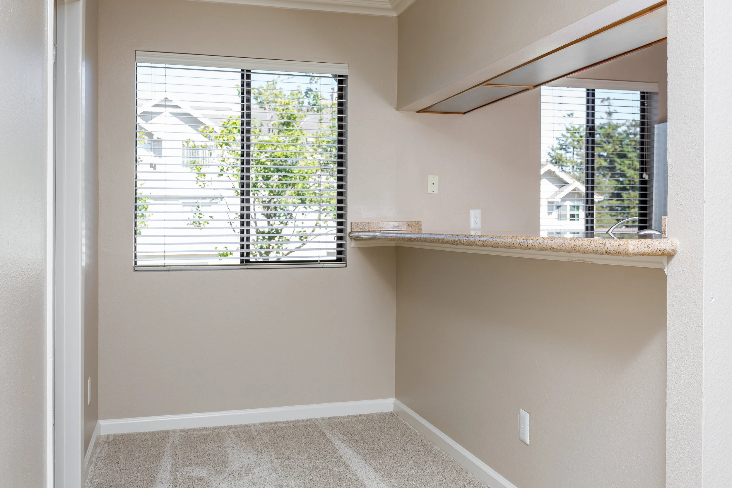 TourID: ~ Sam Bird-Robinson 41 Grandview #1305
