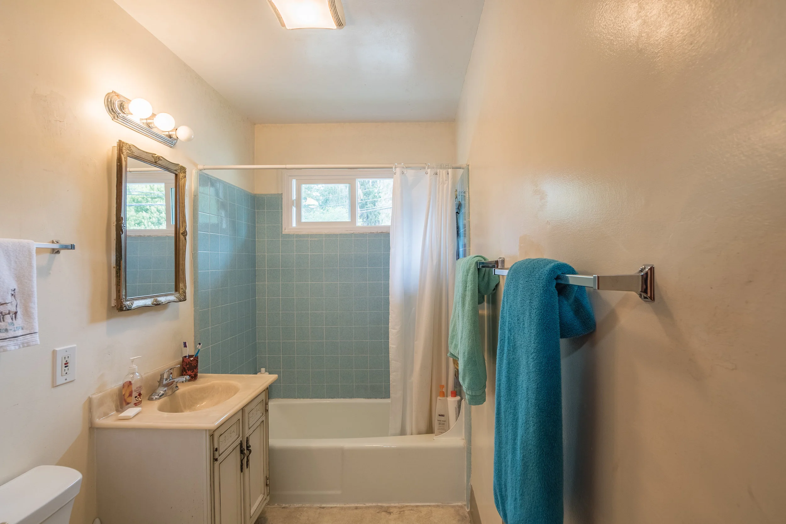 Real Estate Office In Santa Cruz 2-Car Garage Home in Westside.jpg