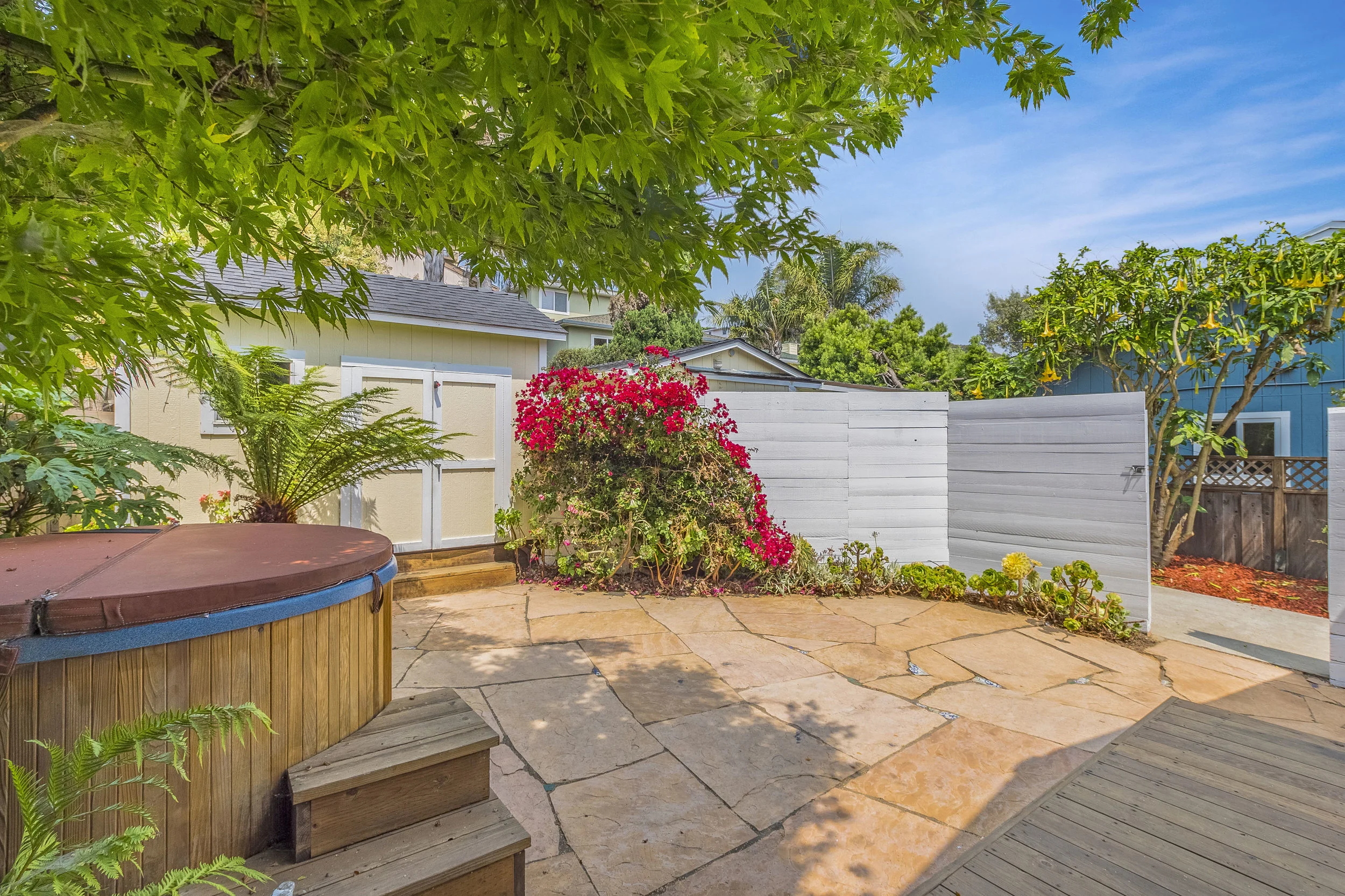 2 Bedroom Home Refinished Hardwood Floors & Detached Garage