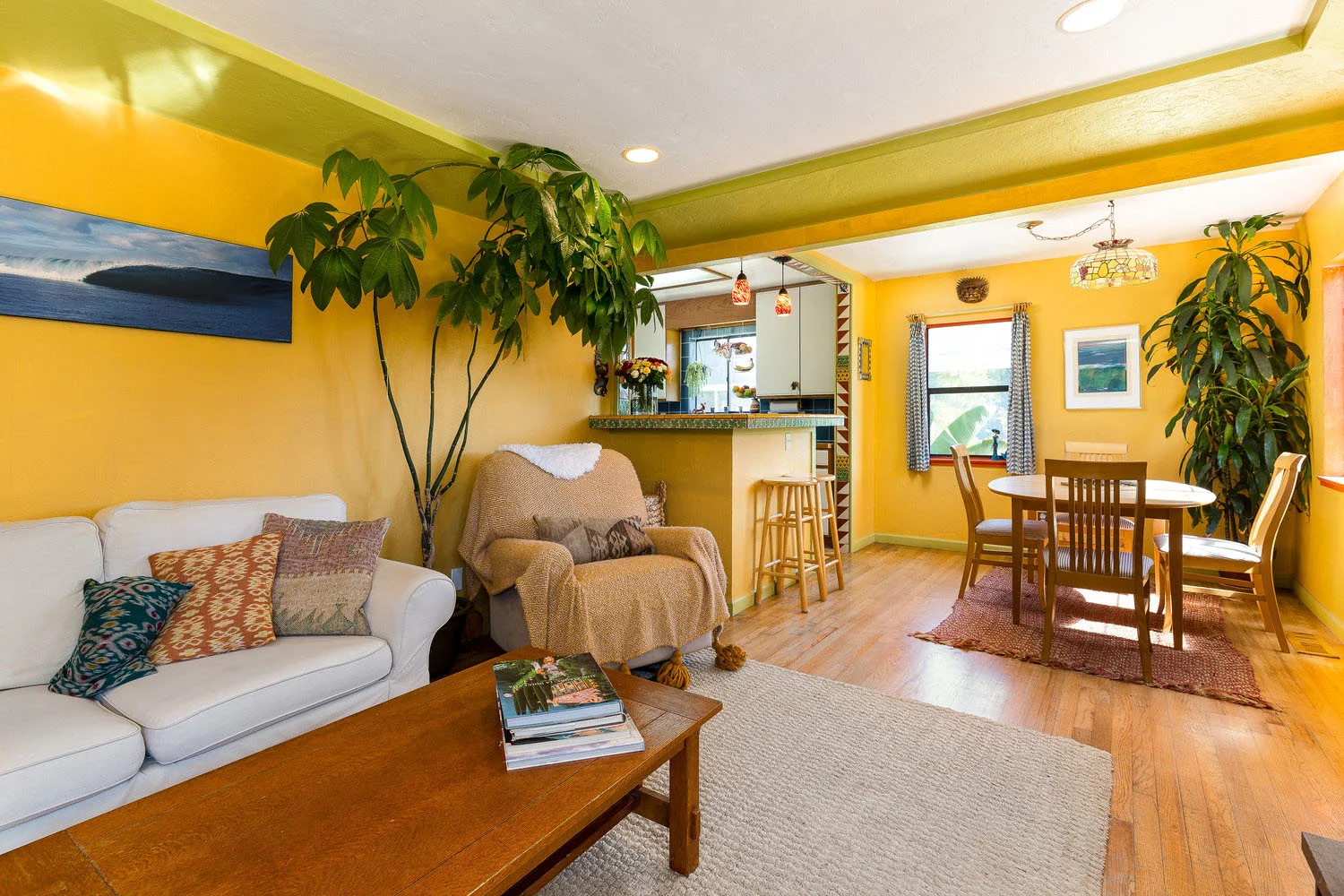 Natural Light and Hardwood Floors Santa Cruz Realtor