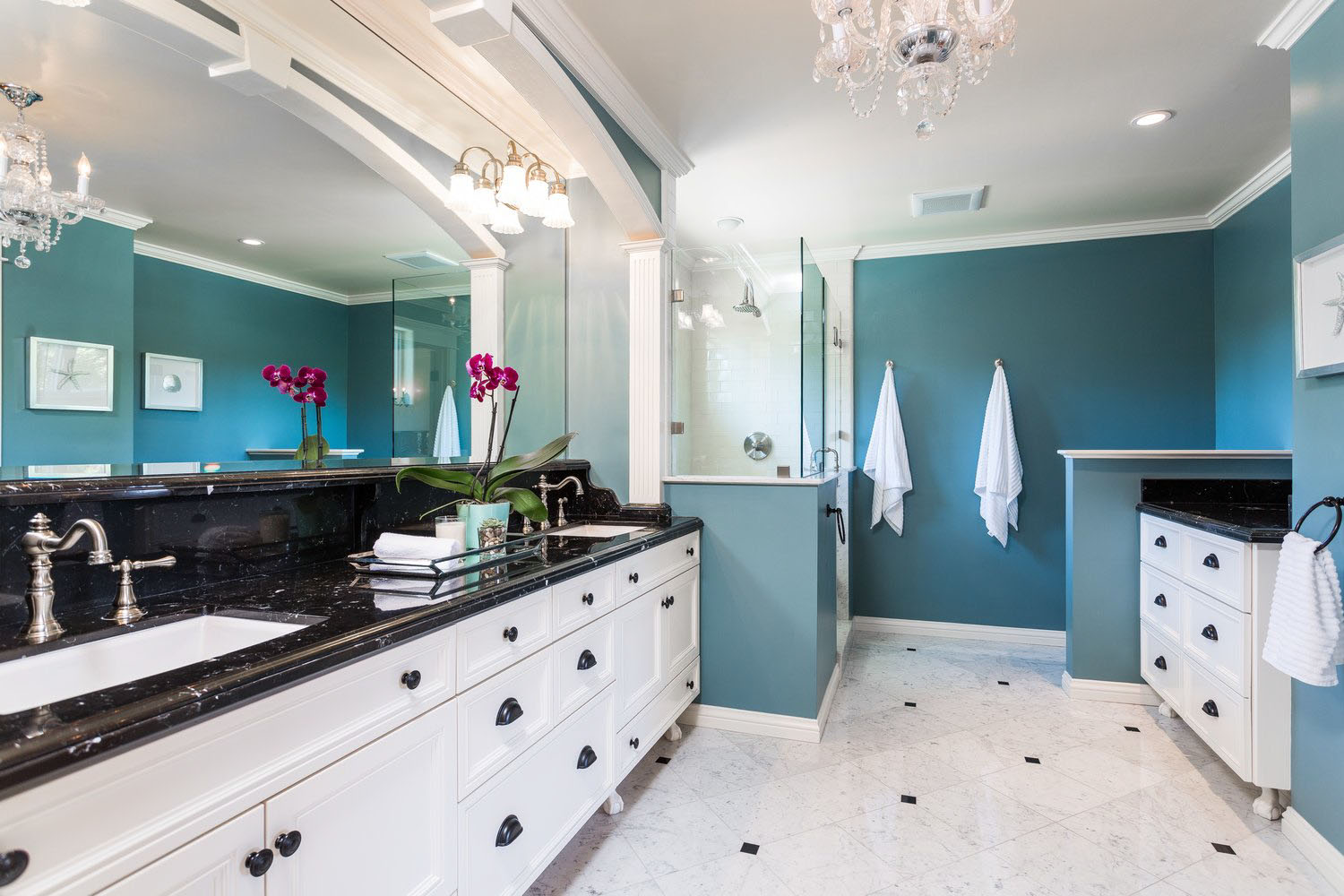 Master Suite with Huge bathroom and Walk-In Closet.jpg