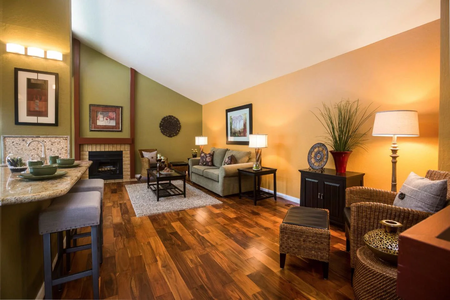 Updated Aptos Townhome with 3 Bedrooms and 2 Bathrooms