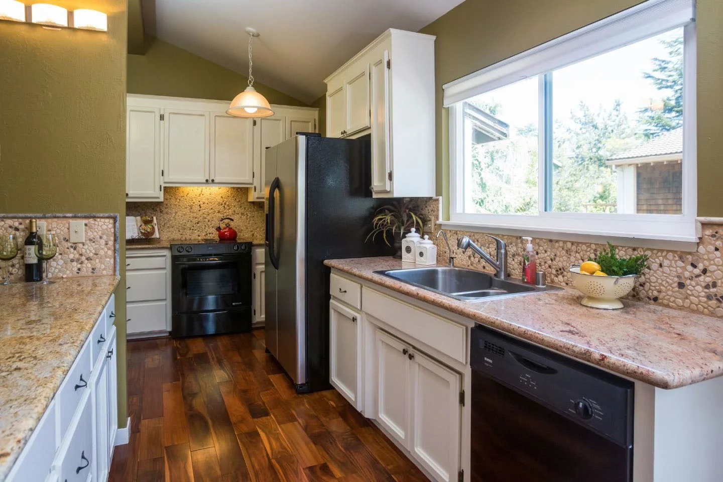 3 Bedroom 2 Bathroom House for Sale Aptos