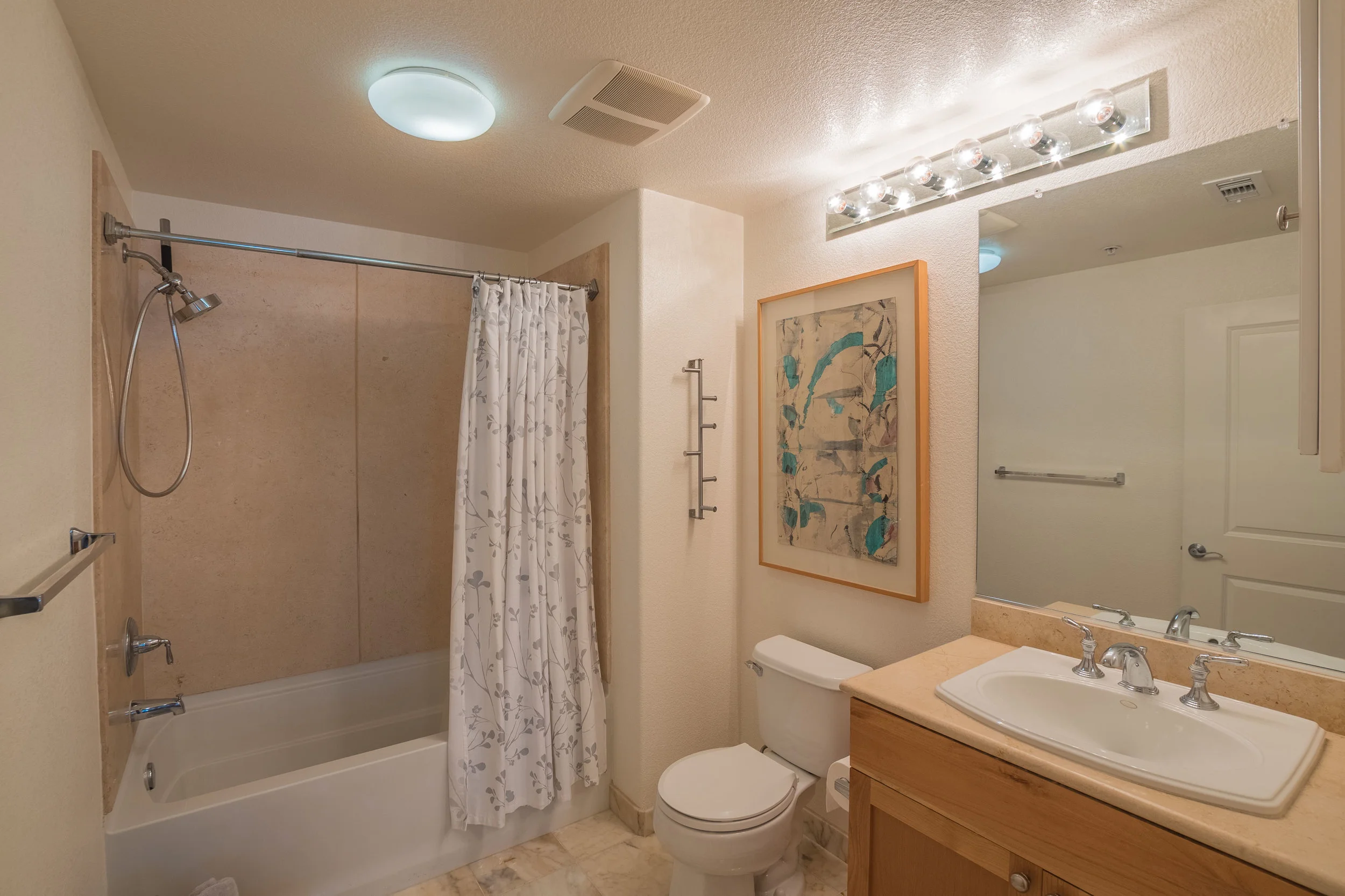 Ground Level Unit Metropolitan at Cupertino.