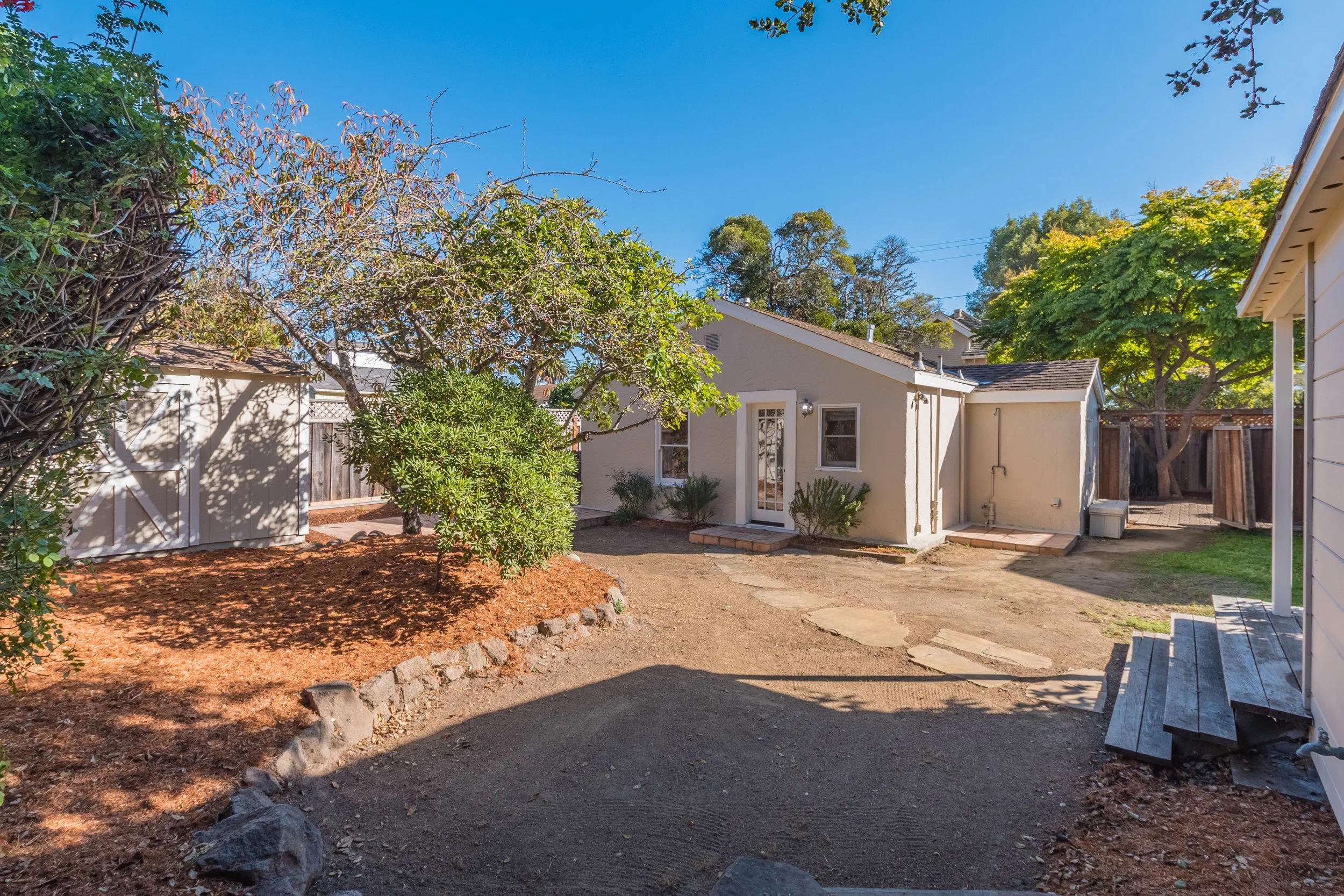 Spacious Backyard Santa Cruz, California